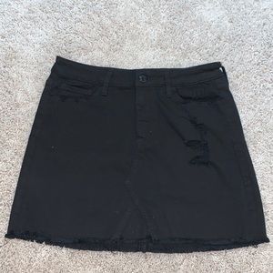 Black mini skirt
